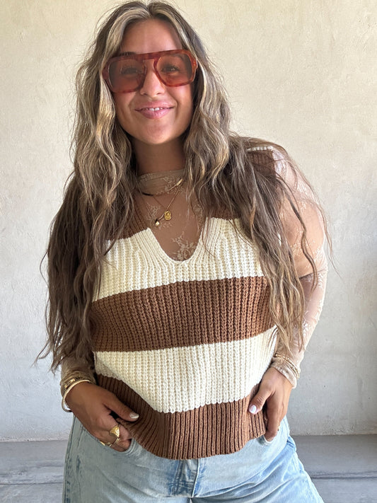 Jentry Stripe Sweater Vest in Mocha & Cream
