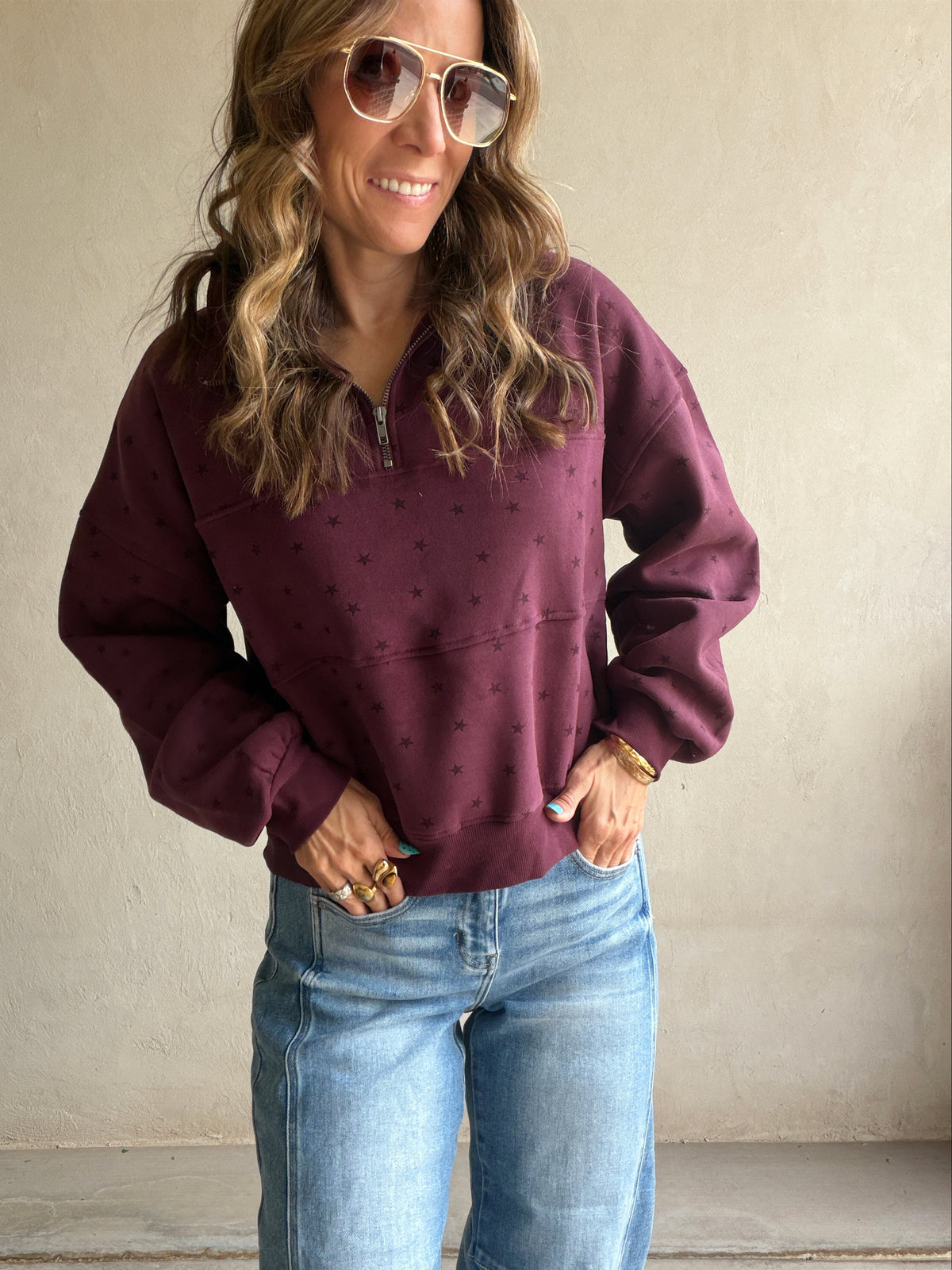 Bonnie Star Pullover in Burgundy