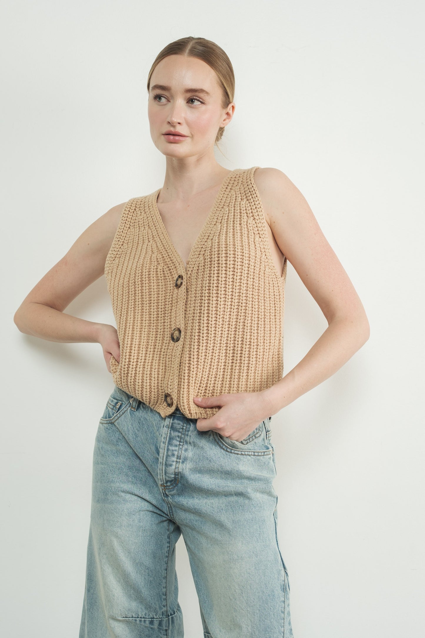 Macie Mineral Wash Vest in Taupe