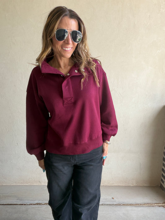Cassie Sweatshirt in Burgundy