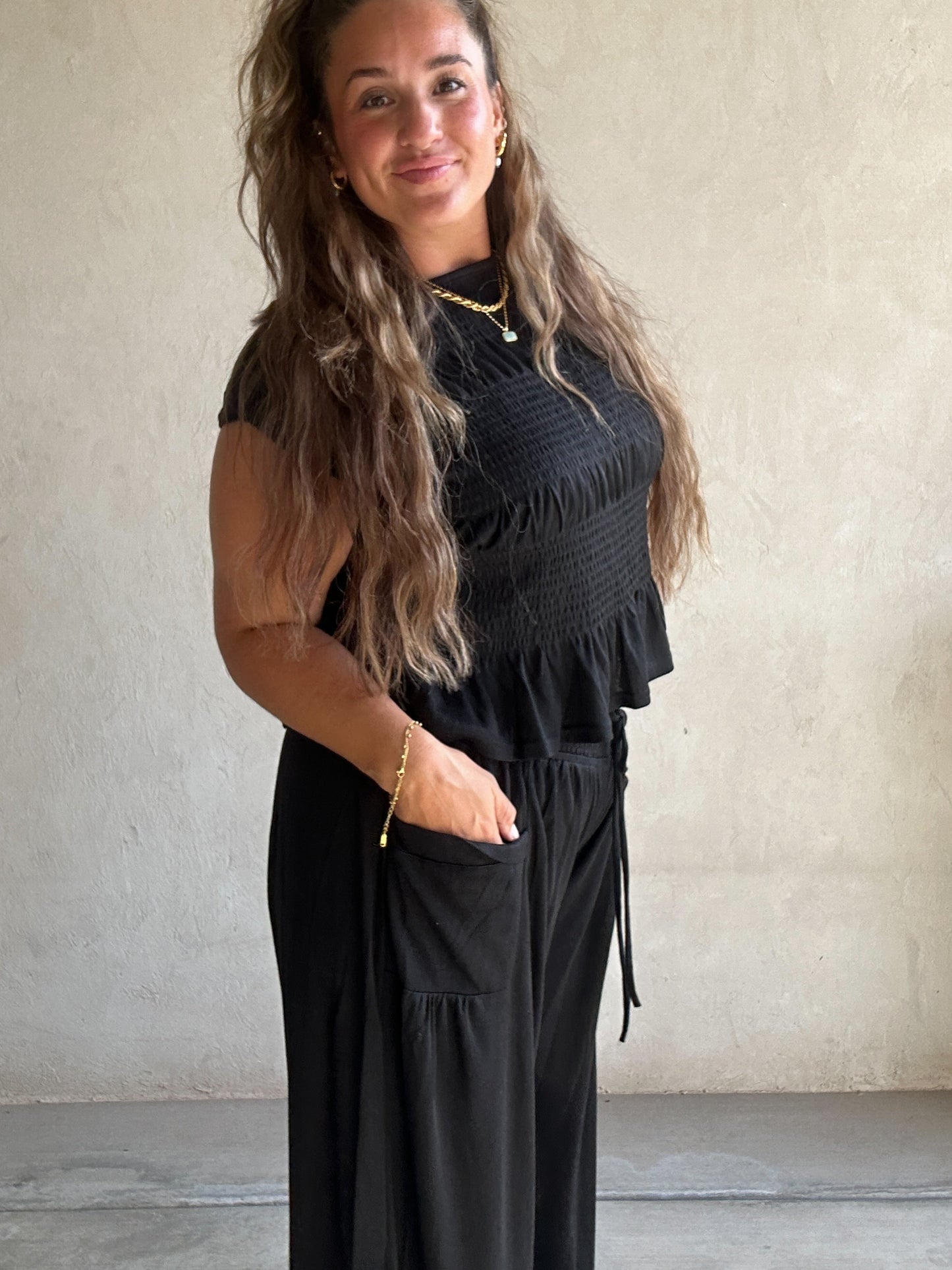 Sara Set in Black