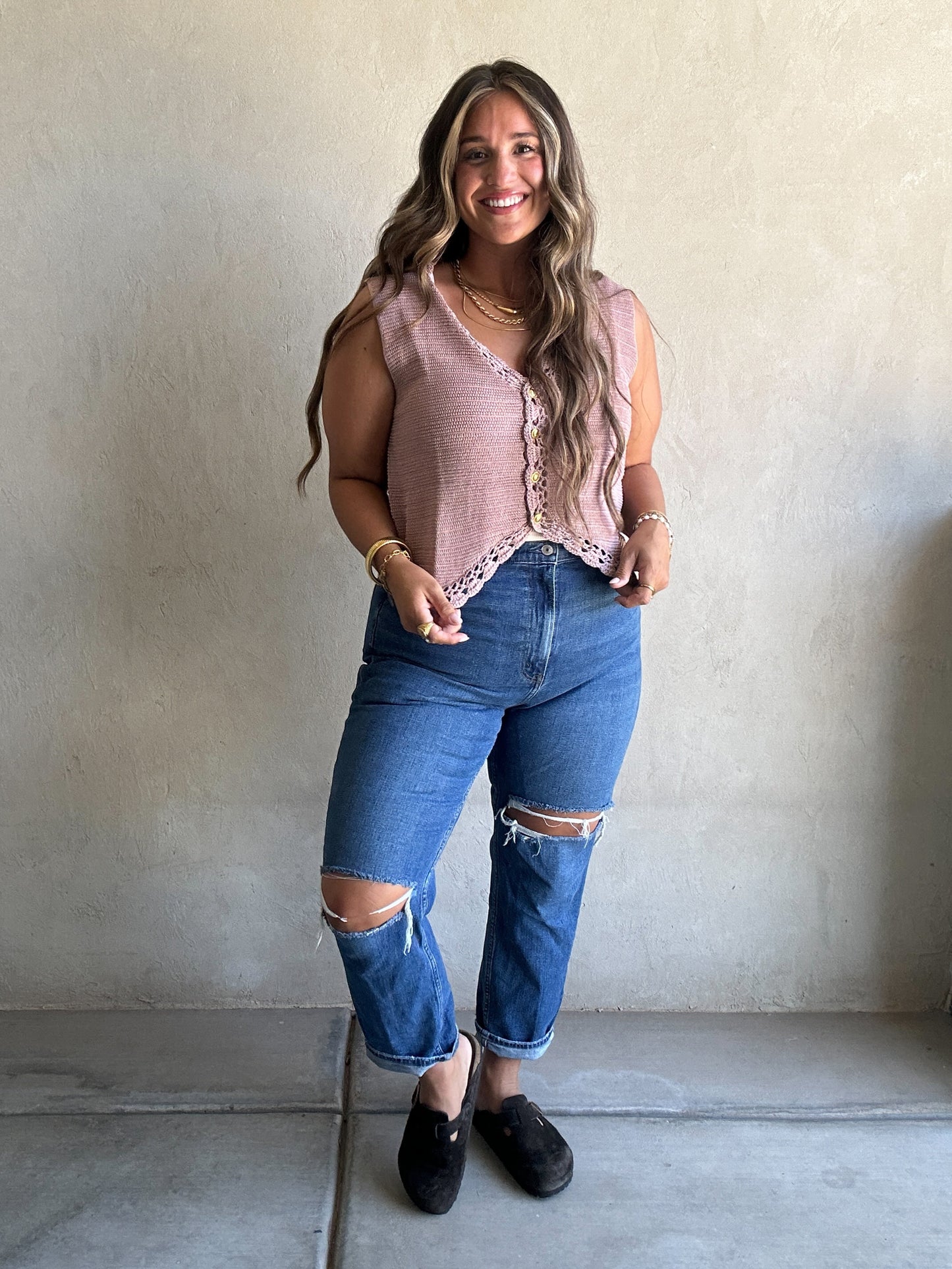 Jemma Crochet Vest in Dusty Rose