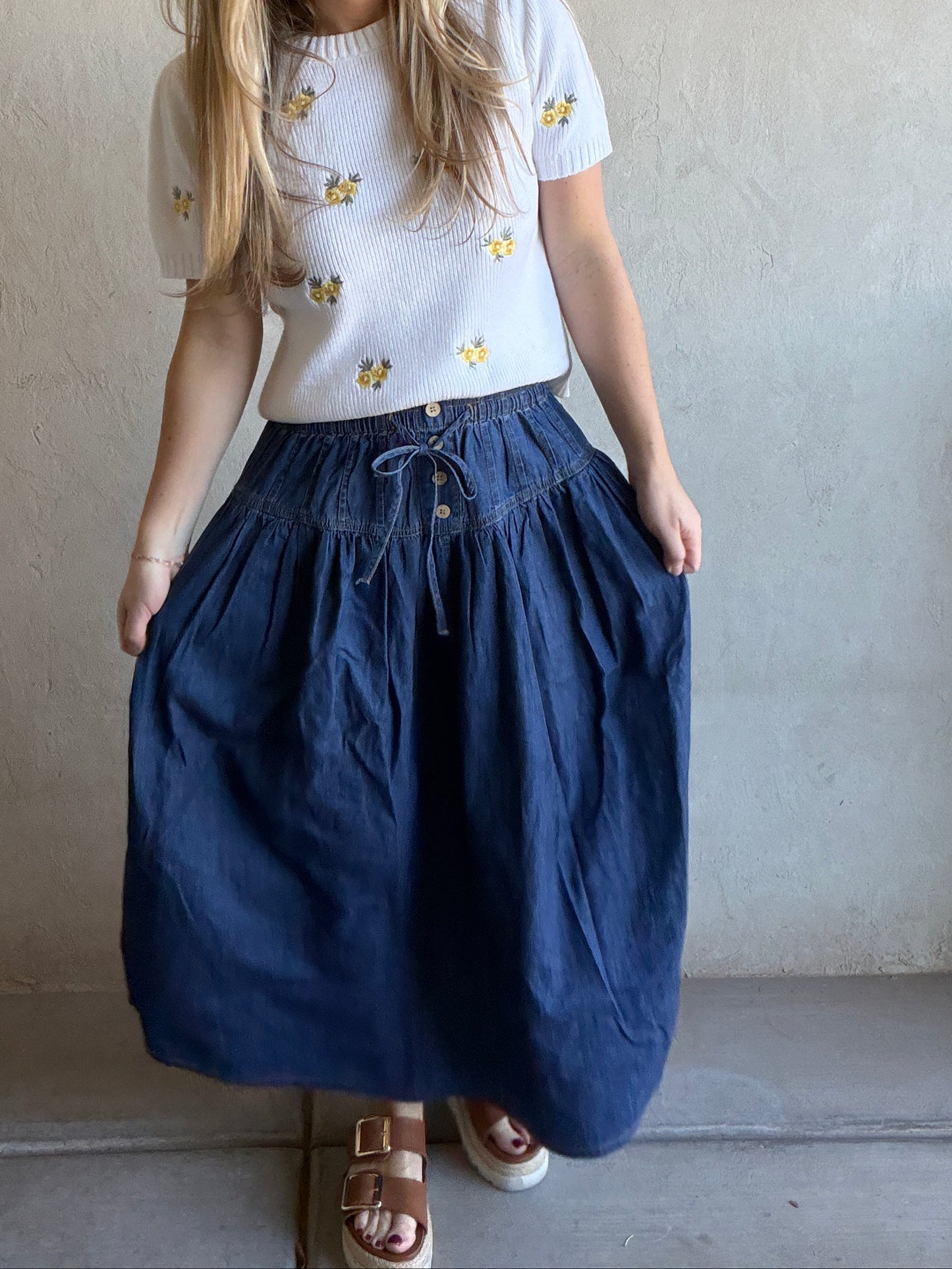 Pintuck Yoke Skirt in Dark Wash