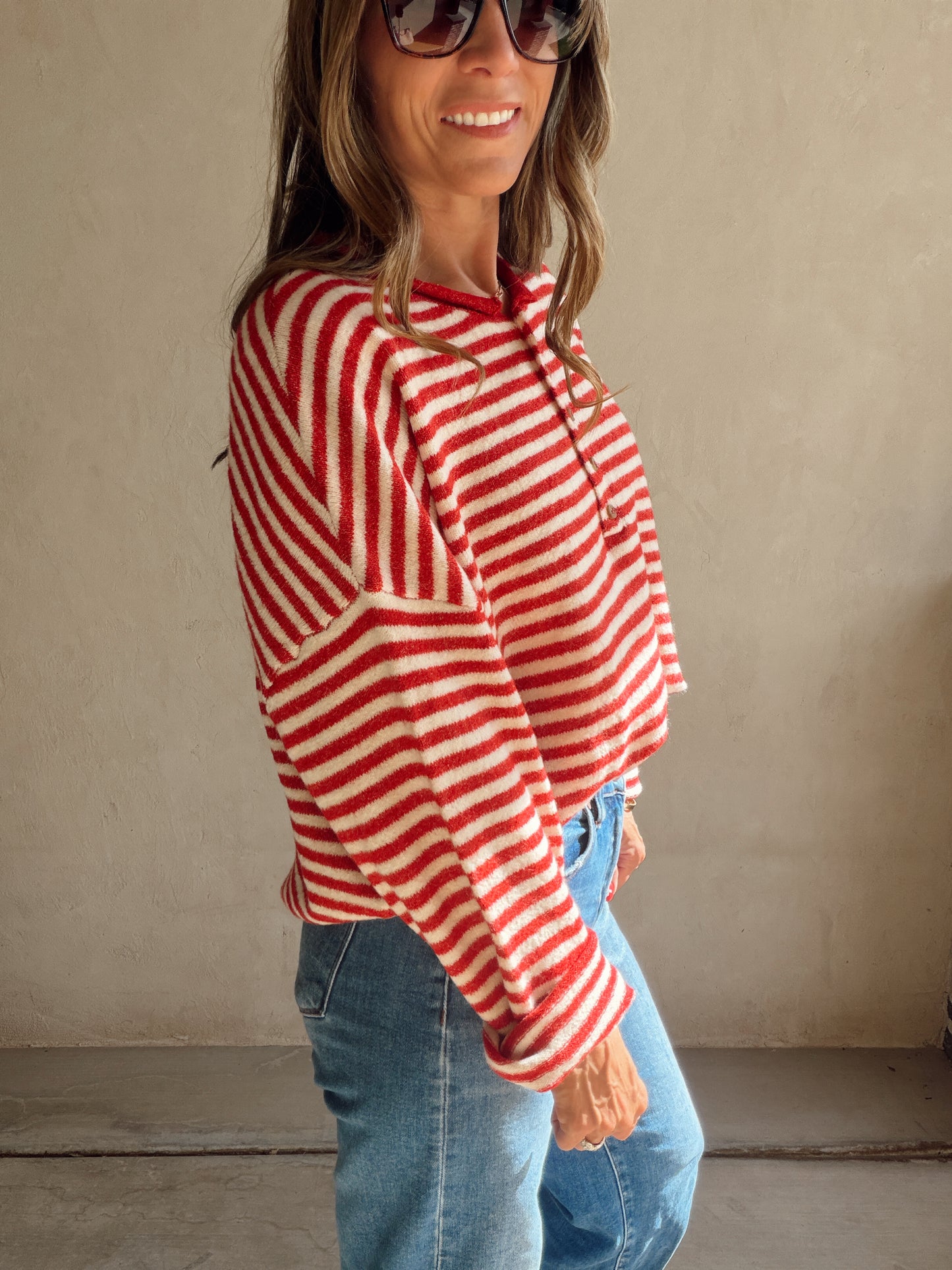 Hanna Henley Sweater in Red