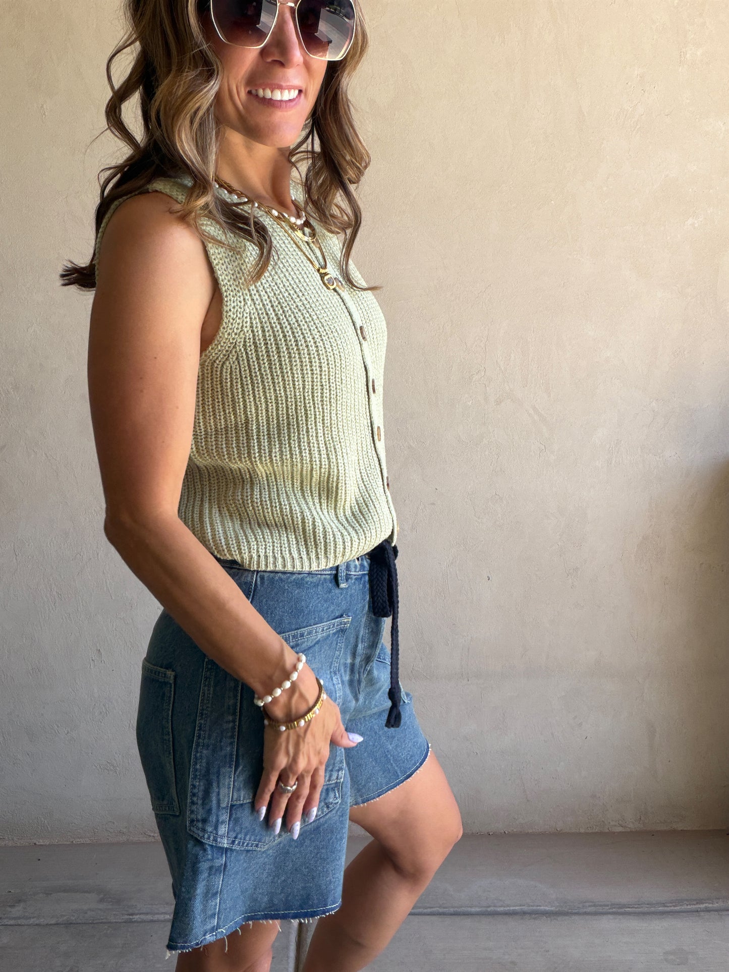 Kendra Barrel Shorts in Medium Wash