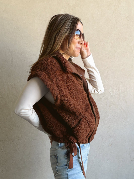 Karissa Sherpa Vest in Chocolate