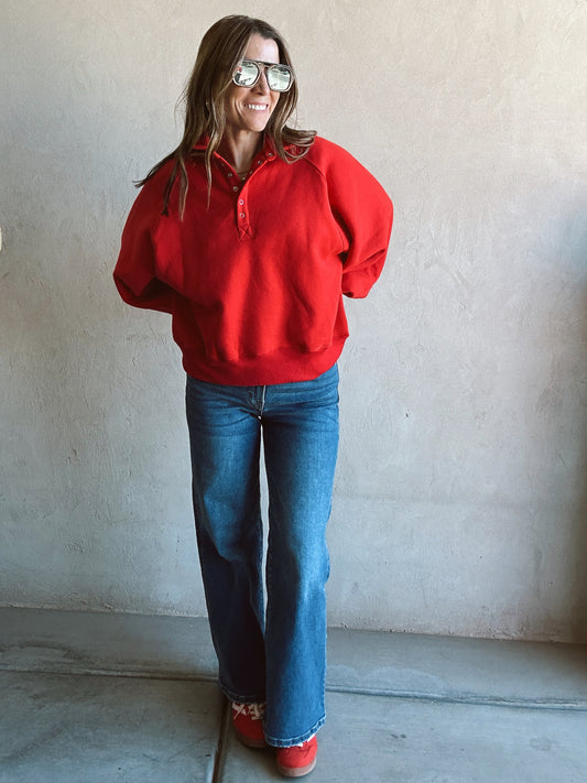 Kaylani Sweatshirt in Red