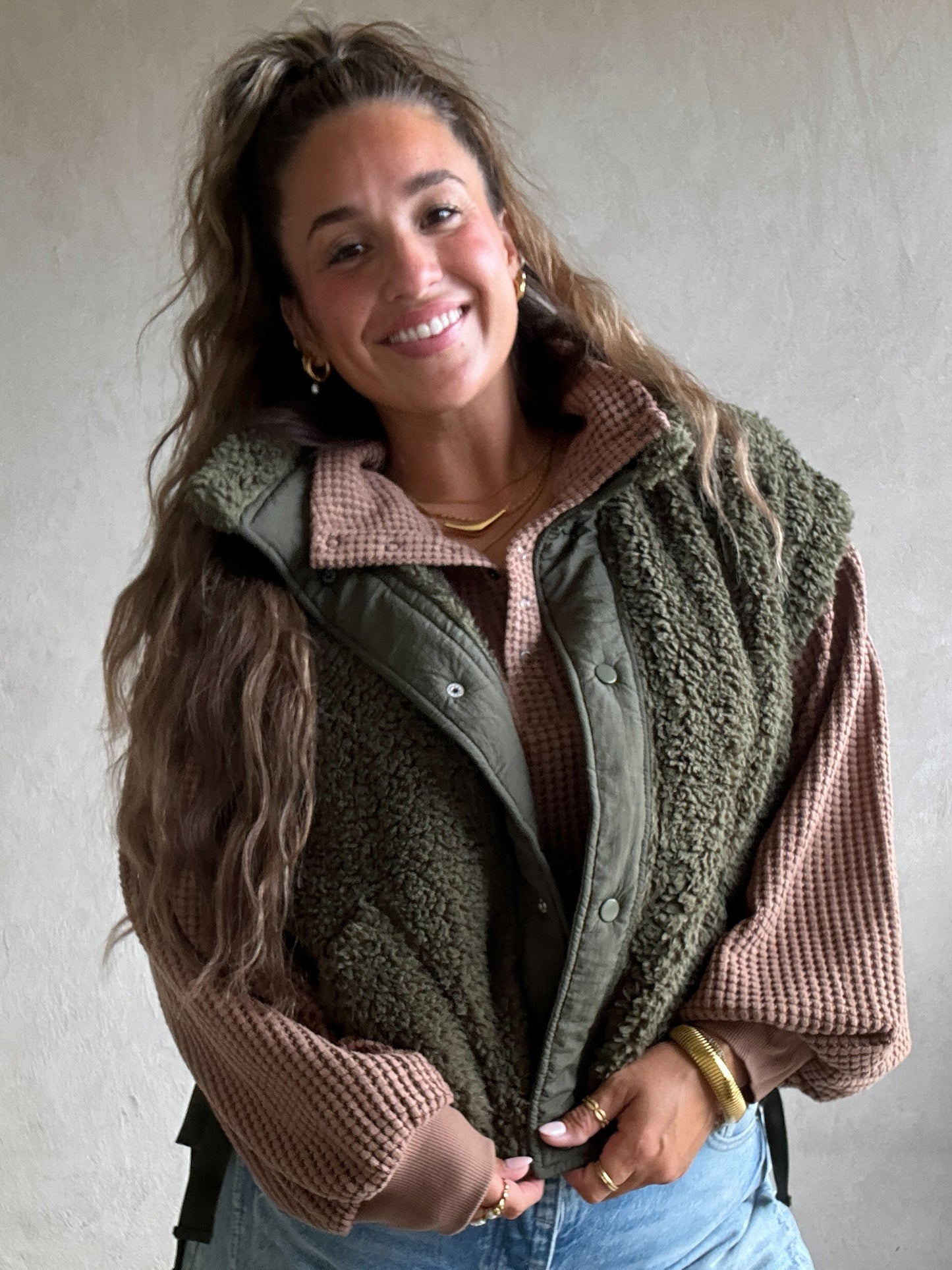 Karissa Sherpa Vest in Olive