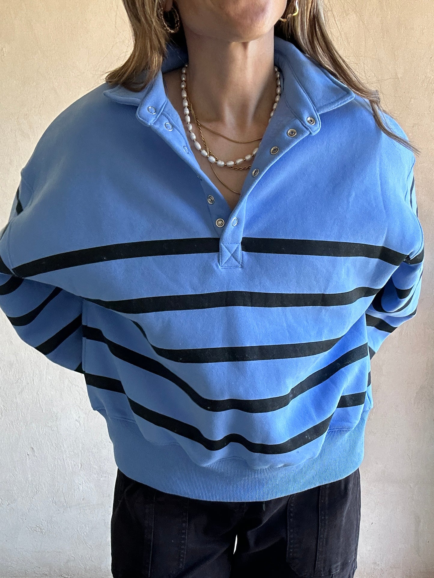 Kaylani Sweatshirt in Blue & Black