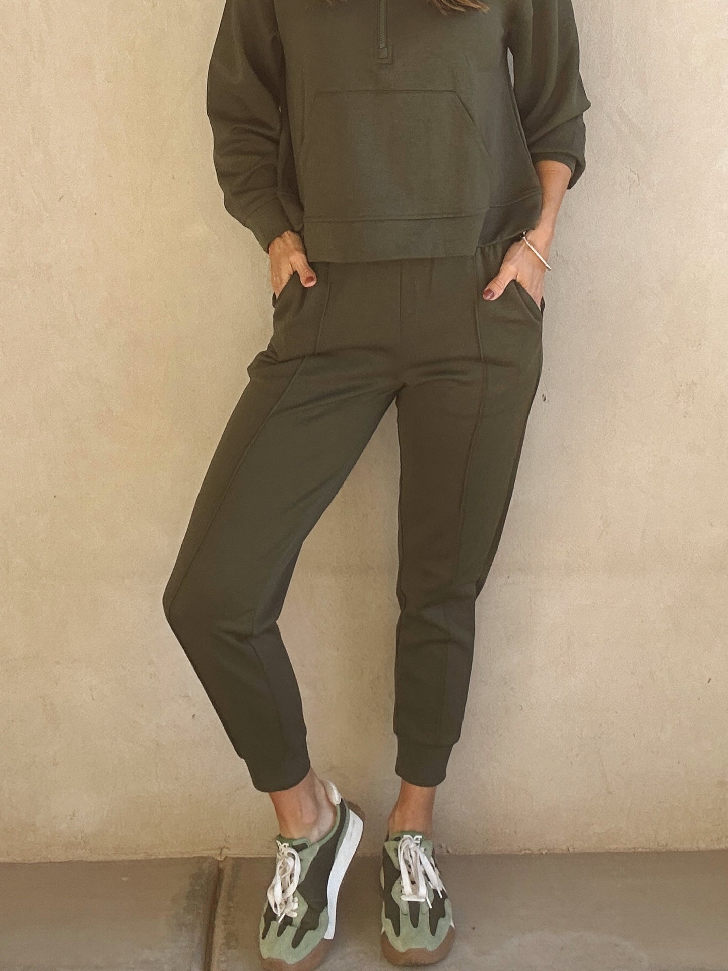 Ashtyn Set in Olive or Black