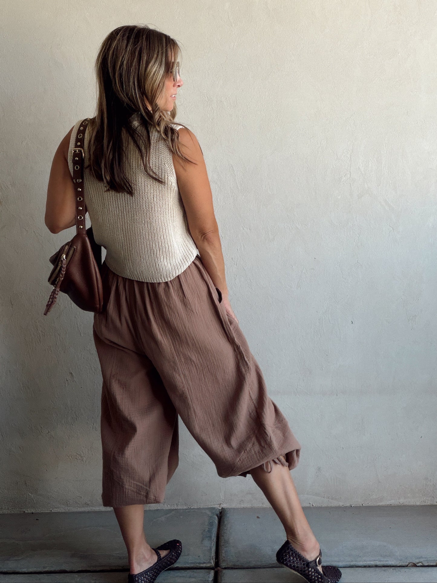 Leila Pants in Mocha