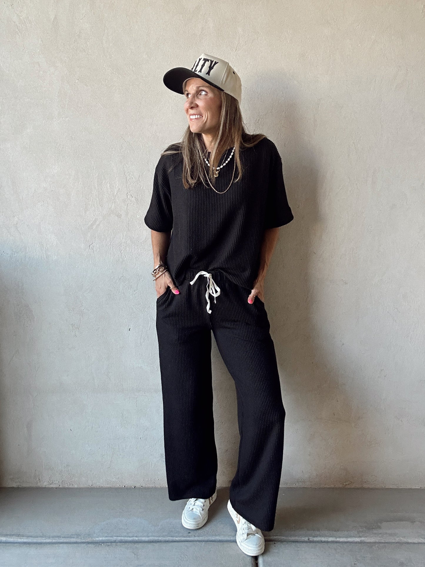 Salty Hat in Black