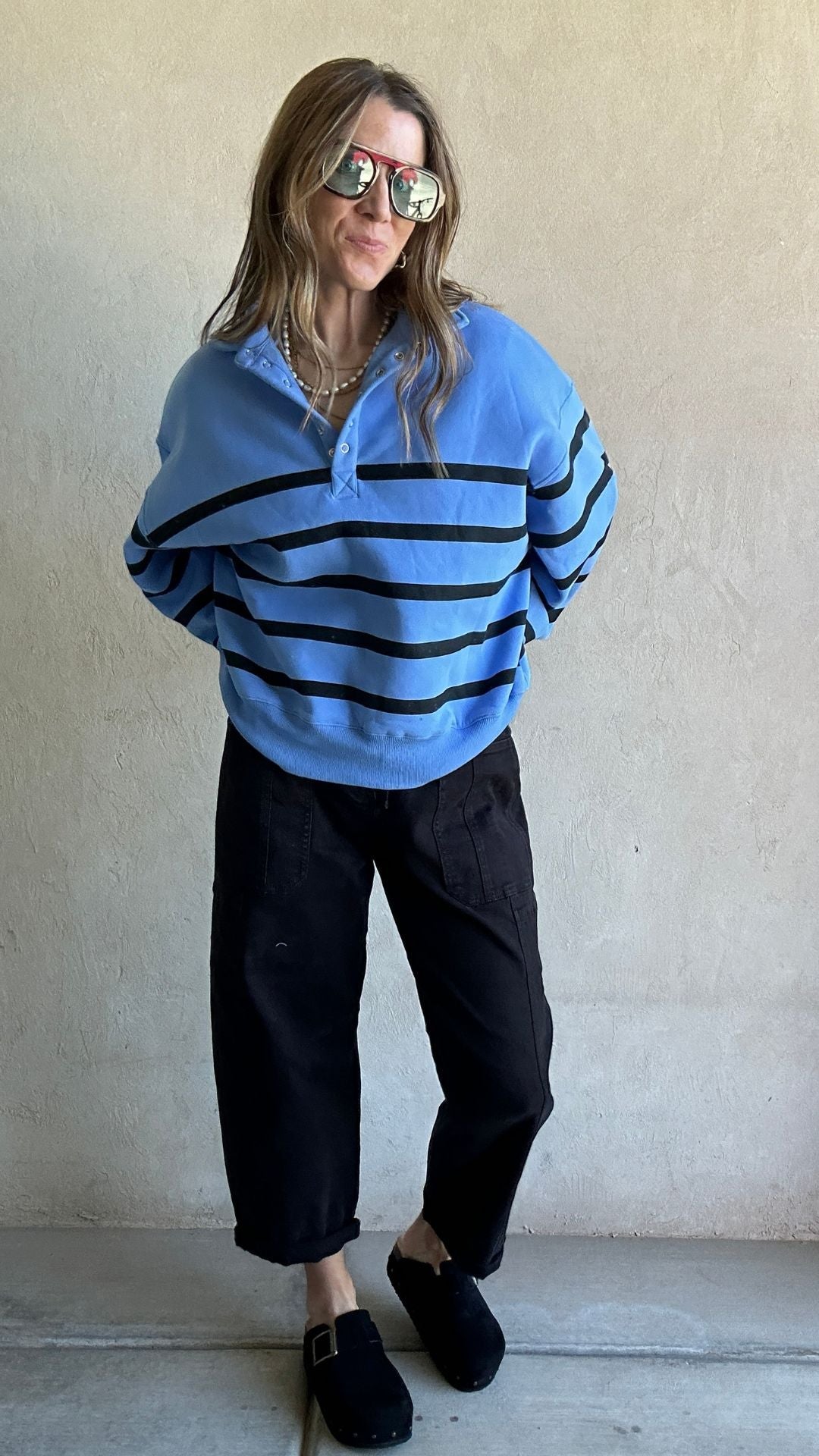 Sweatshirts & Pullovers