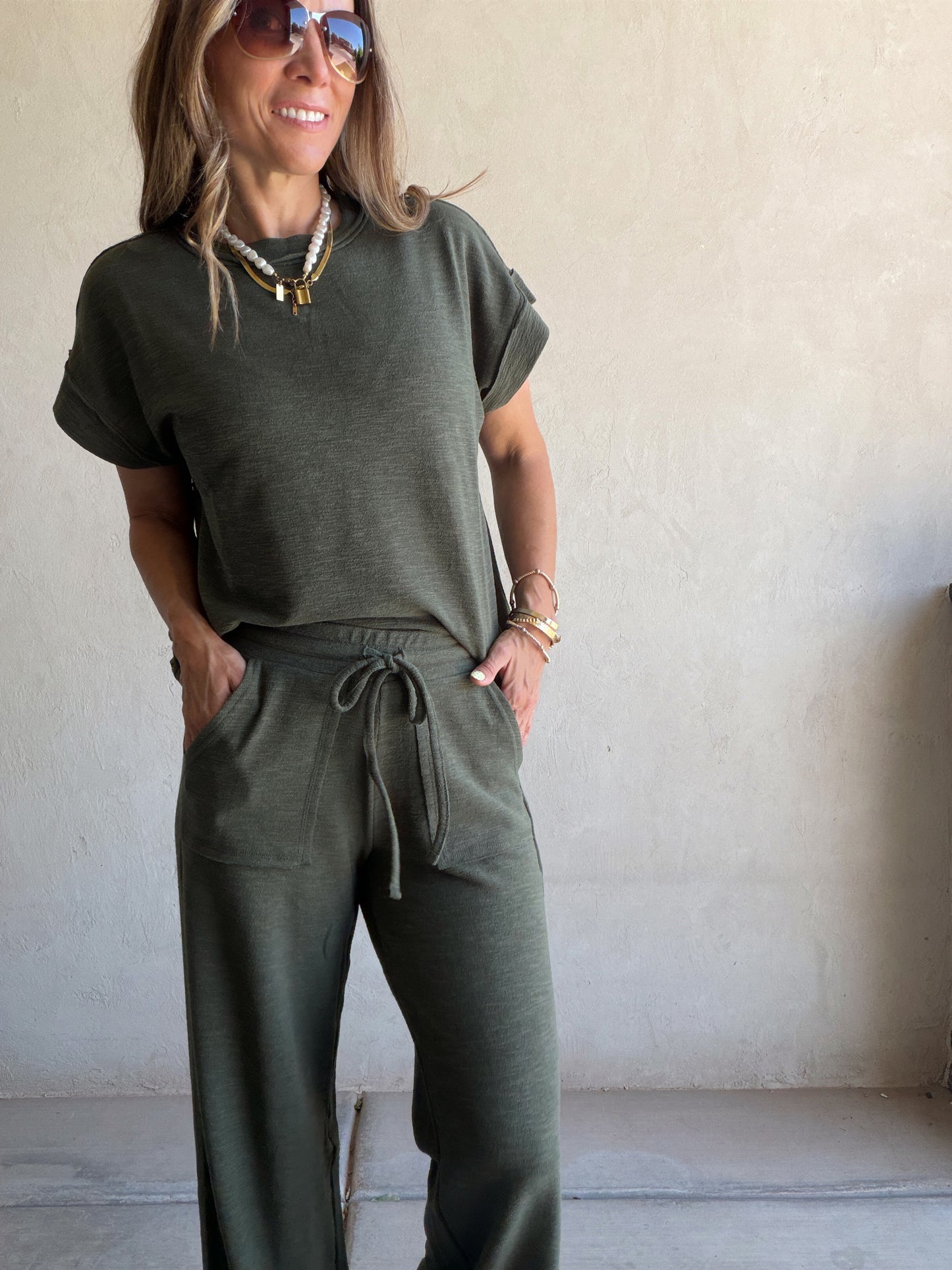 Vanessa Set in Army Green