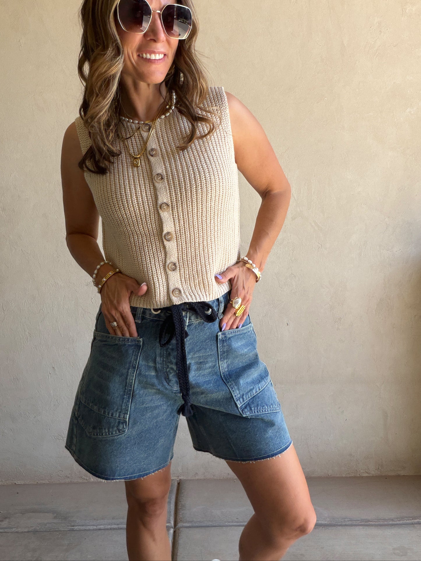 Kendra Barrel Shorts in Medium Wash