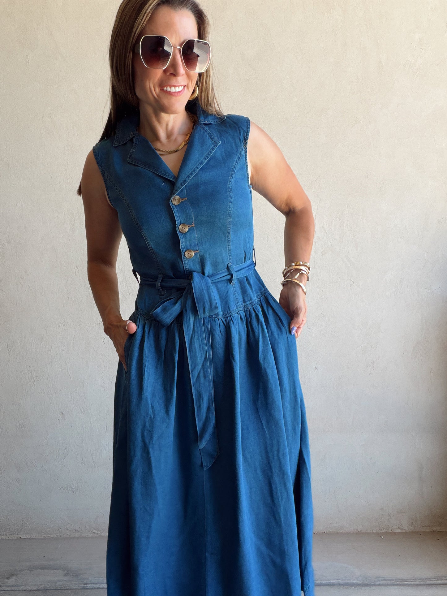 Katee Sleeveless Dress