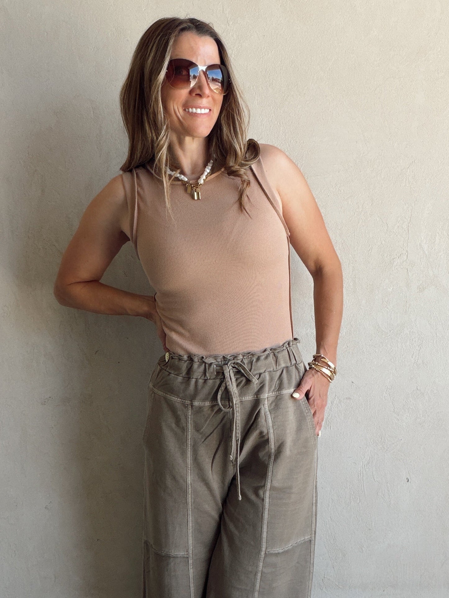 Sandy Pants in Brown