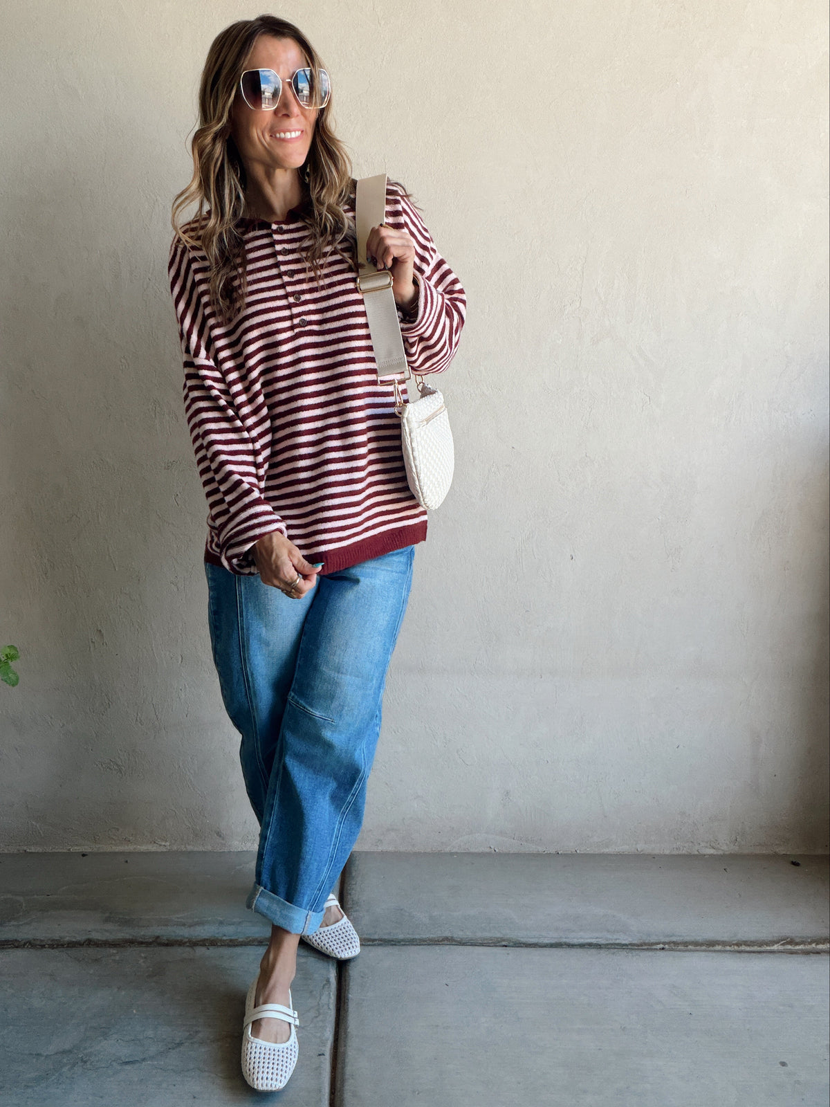 Hanna Henley Sweater in Burgundy