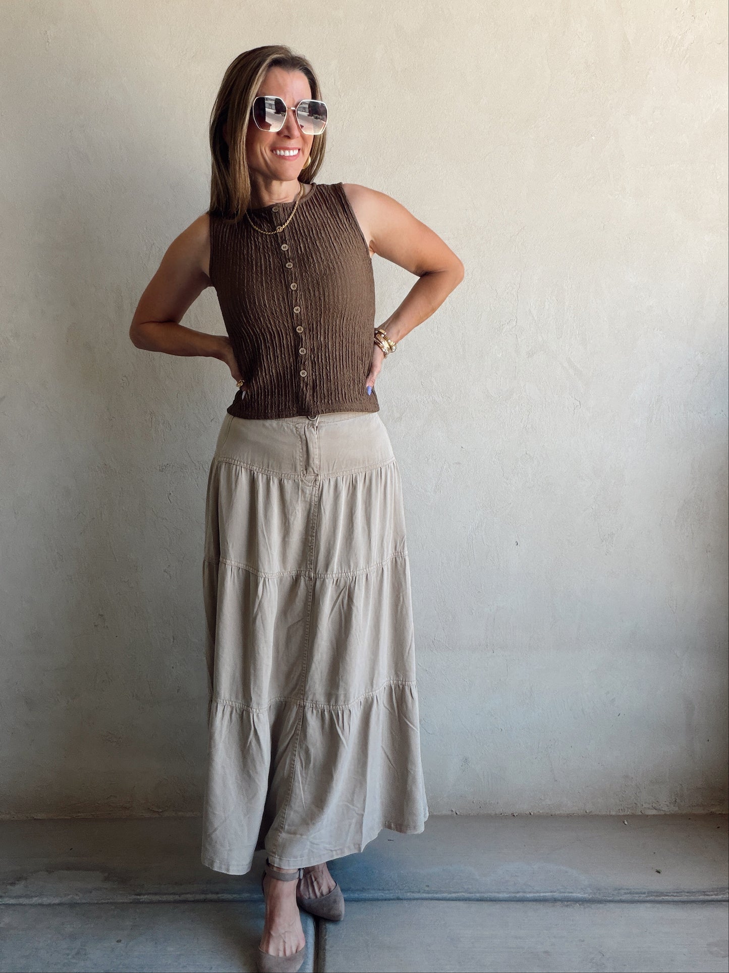 Bella Tiered Skirt in Khaki