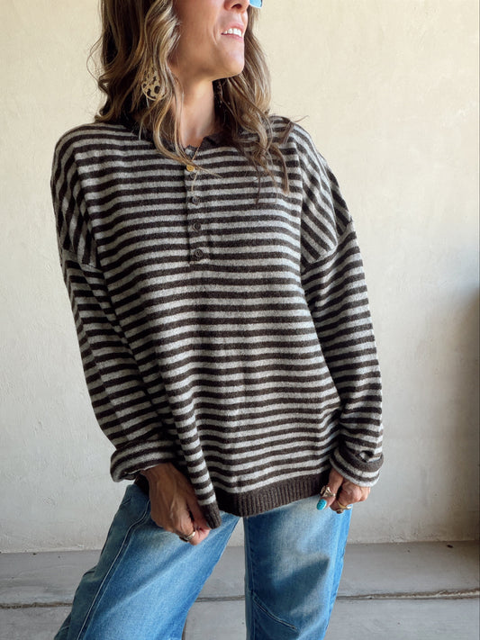 Hanna Henley Sweater in Chocolate Brown
