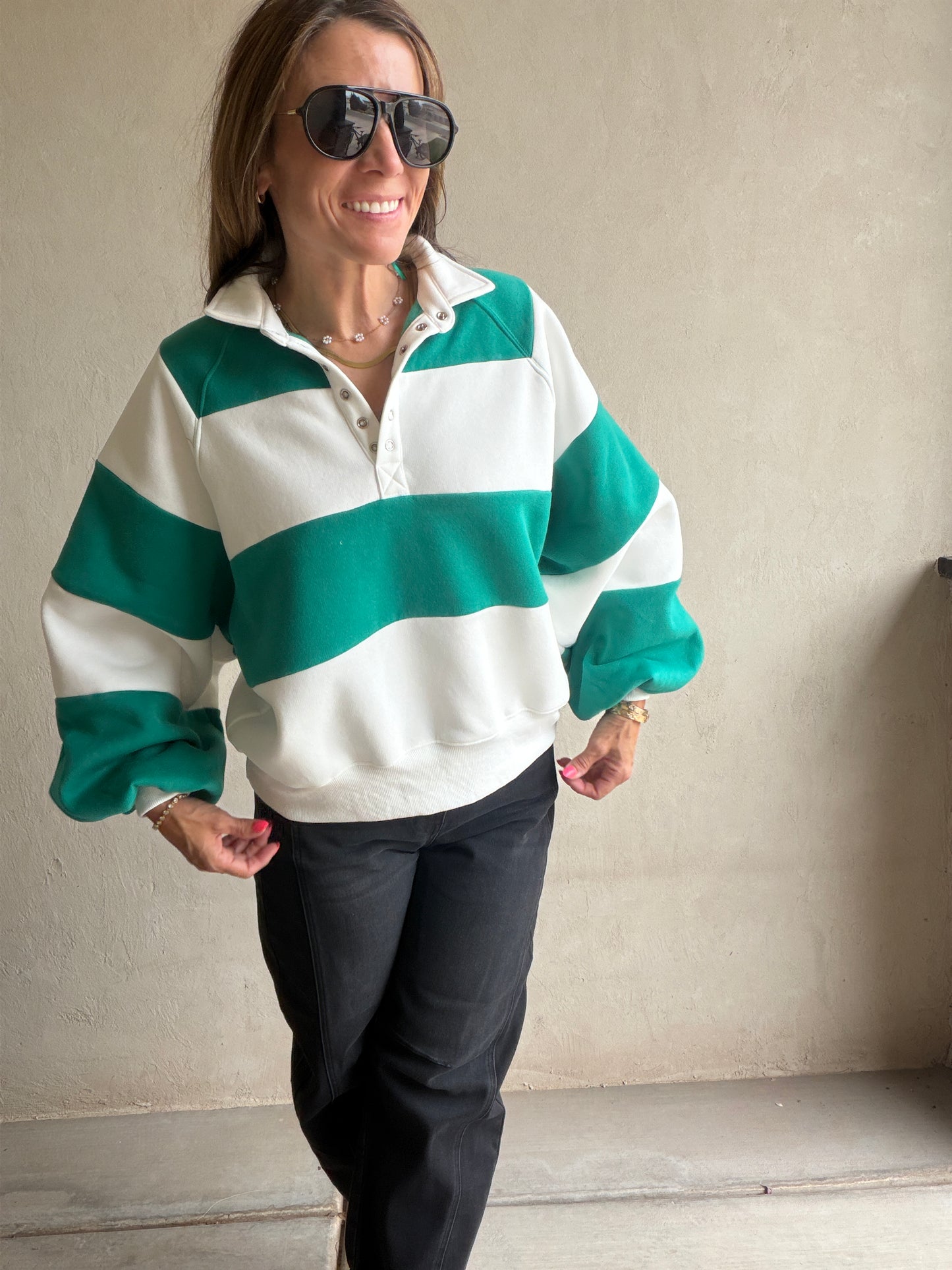 Kaylani Sweatshirt in White & Green
