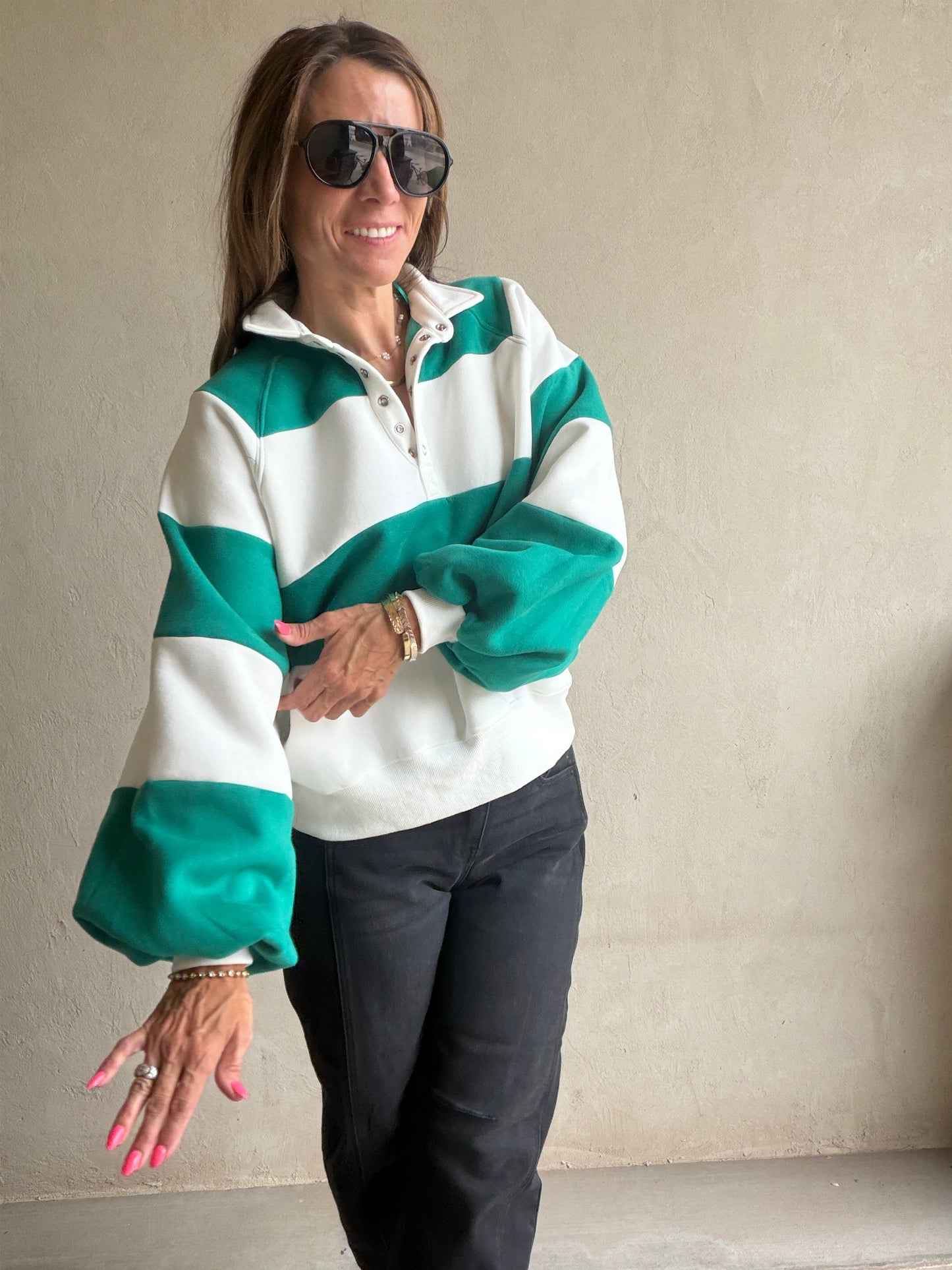 Kaylani Sweatshirt in White & Green
