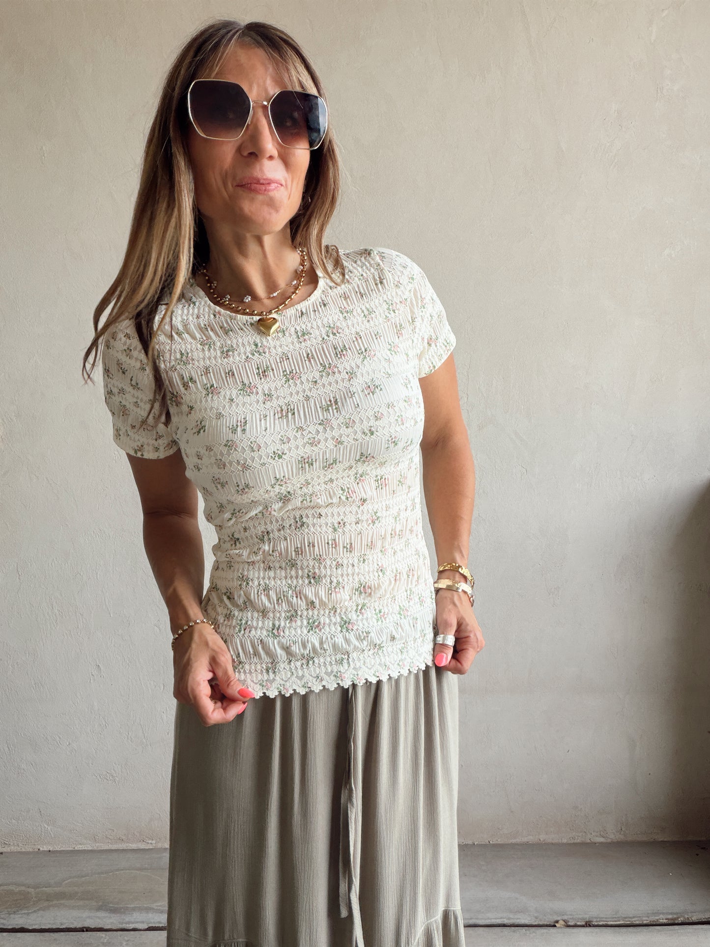 Andrea Fitted Floral Top in Cream