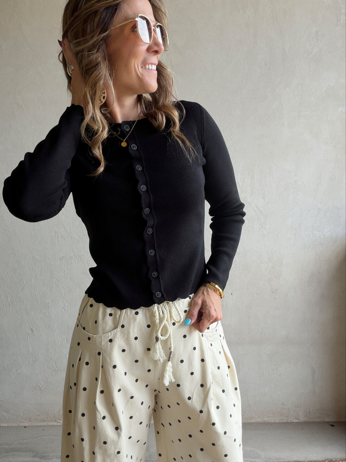 Caroline Scalloped Cardigan in Black