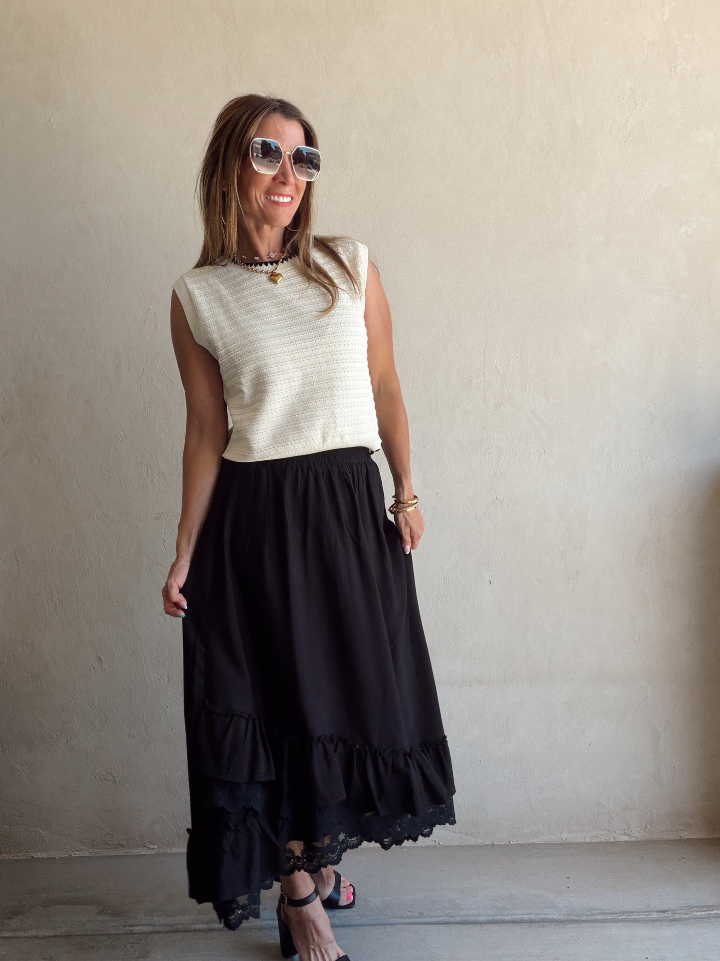 Jordy Lace Detailed Skirt in Black