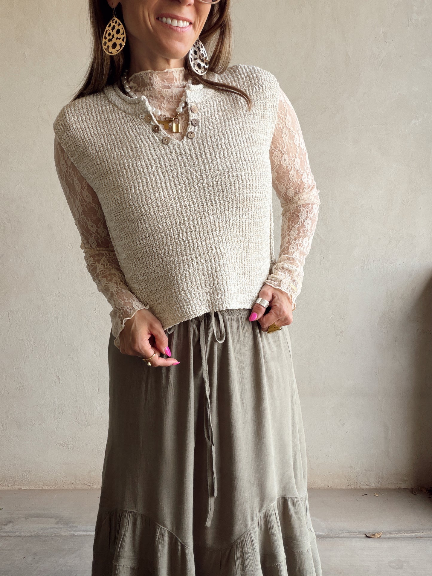 Candace V-Neck Top in Oatmeal