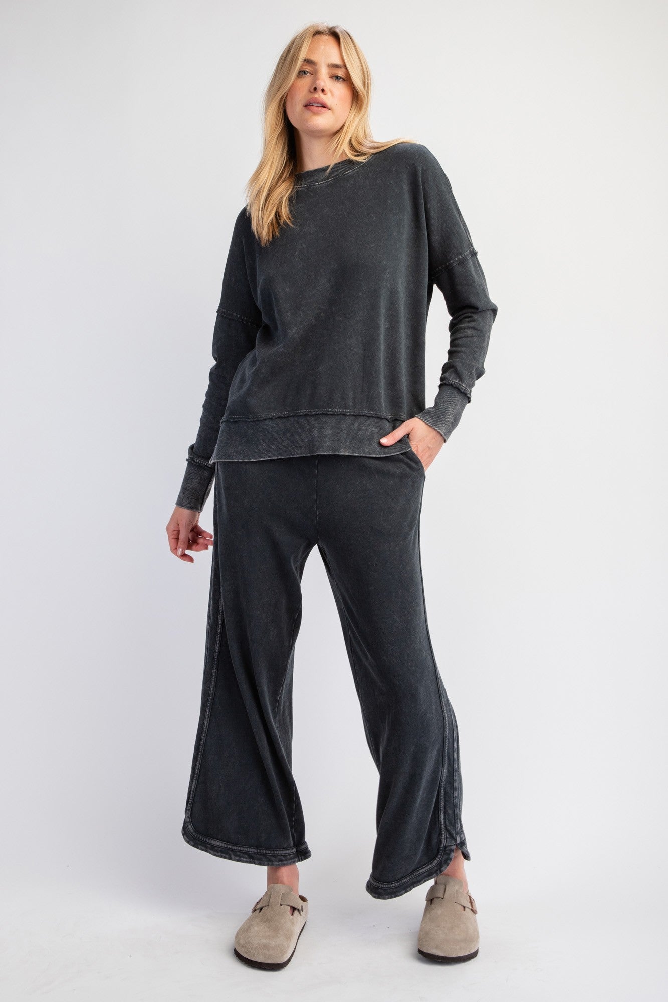 Loverly Palazzo Pants in Dusty Black