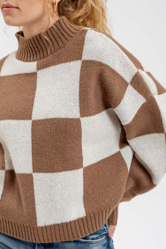 Keri Checkered Sweater in Mocha and White