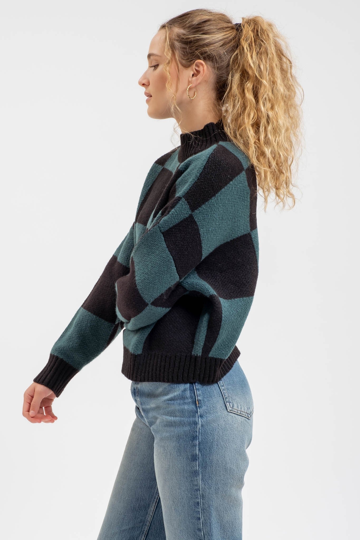 Keri Checkered Sweater in Hunter and Black