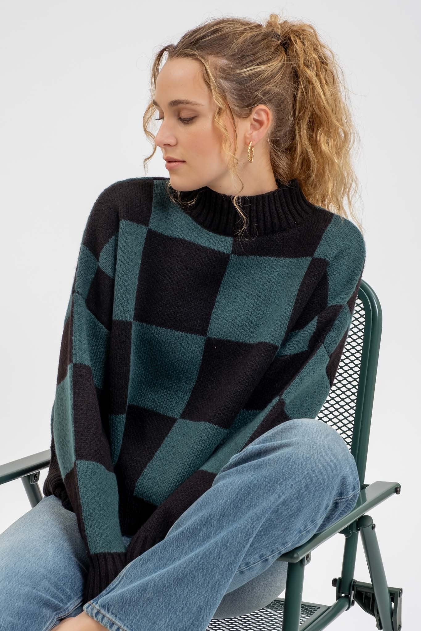 Keri Checkered Sweater in Hunter and Black