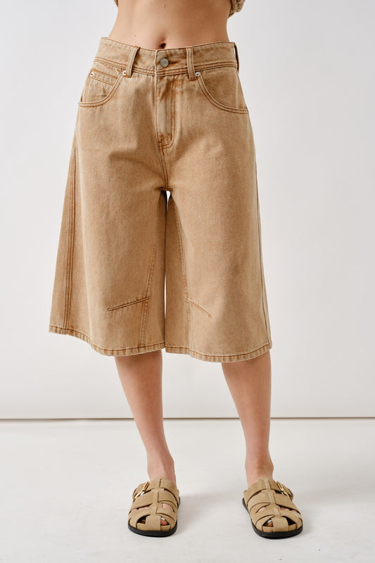 Bailey Jorts in Camel