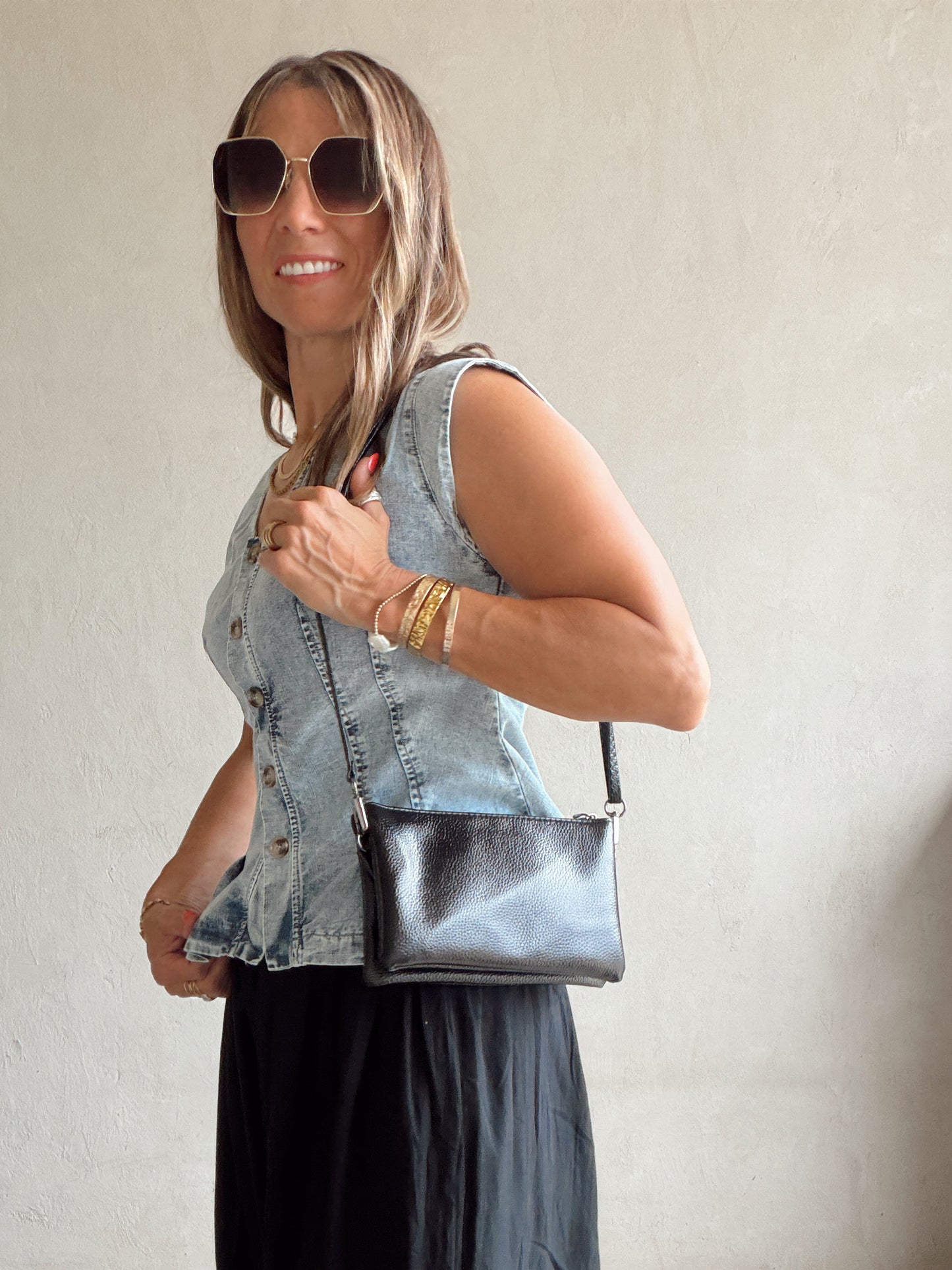 Saree Crossbody Purse in Black