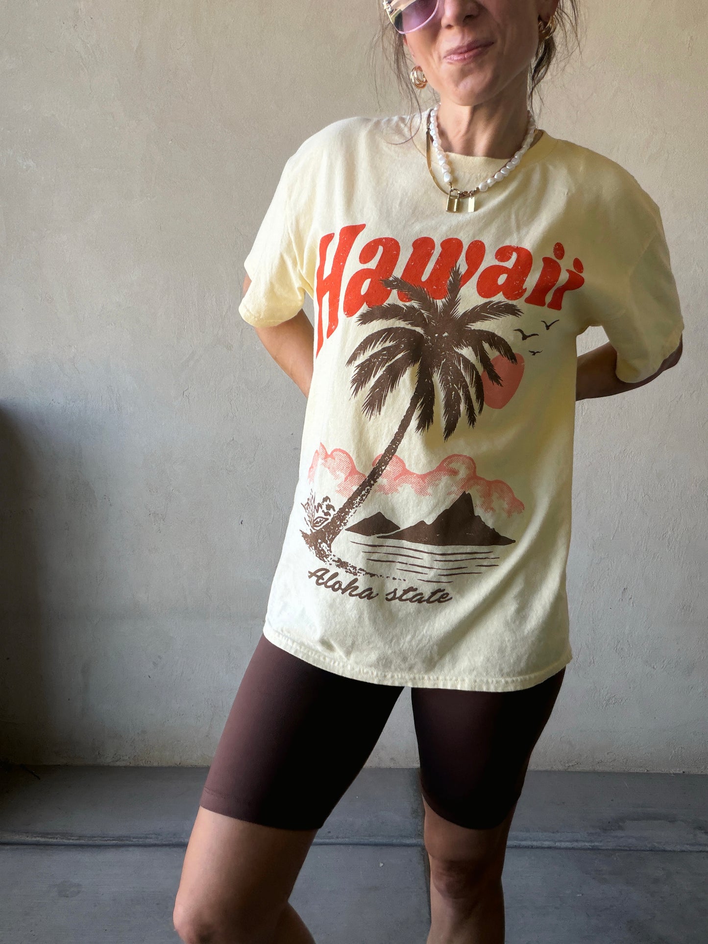 Hawaii Tee in Butter Yellow