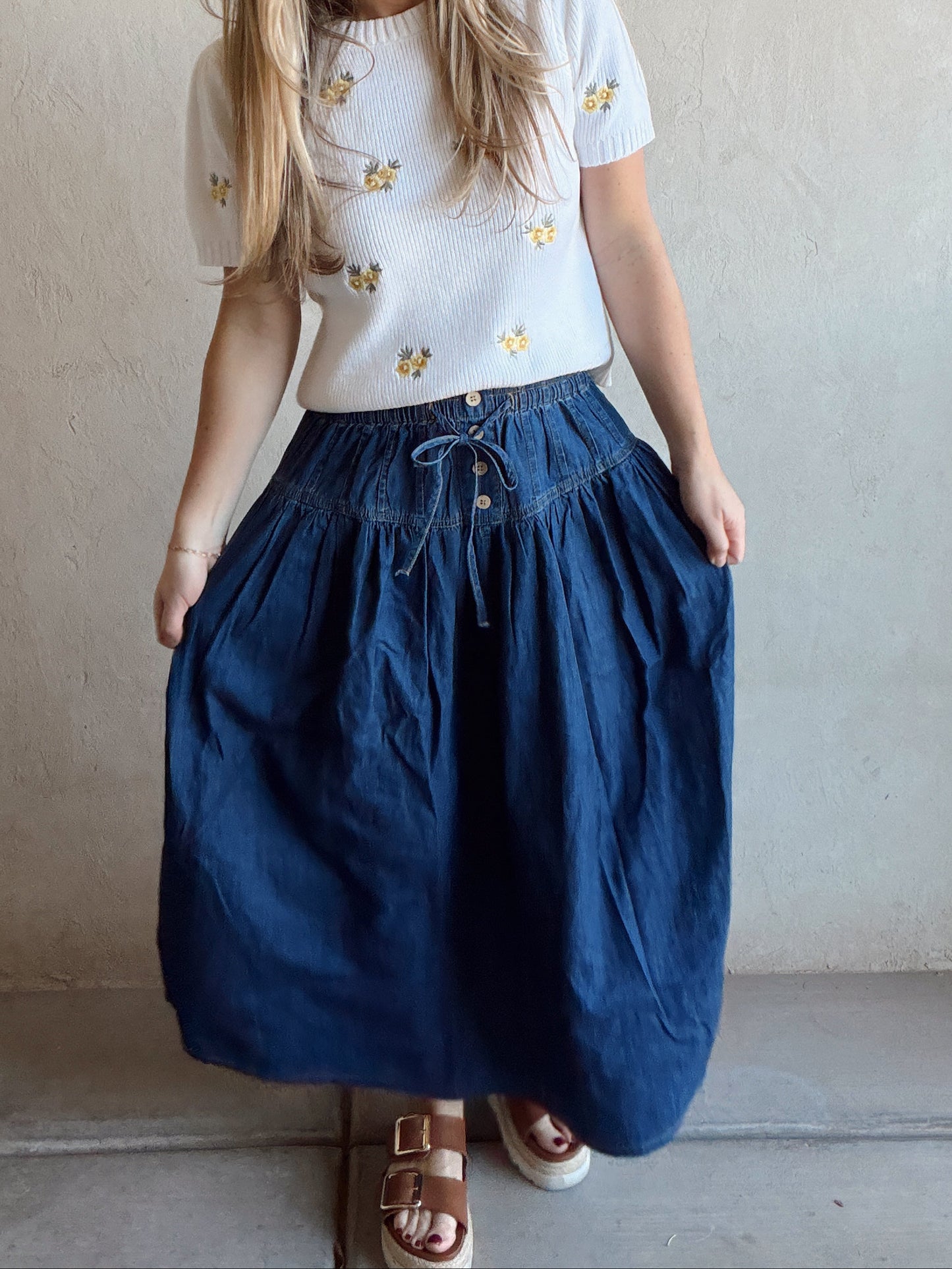 Pintuck Yoke Skirt in Dark Wash