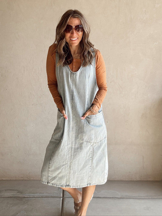 Rylee Overall Midi Dress in Light Denim