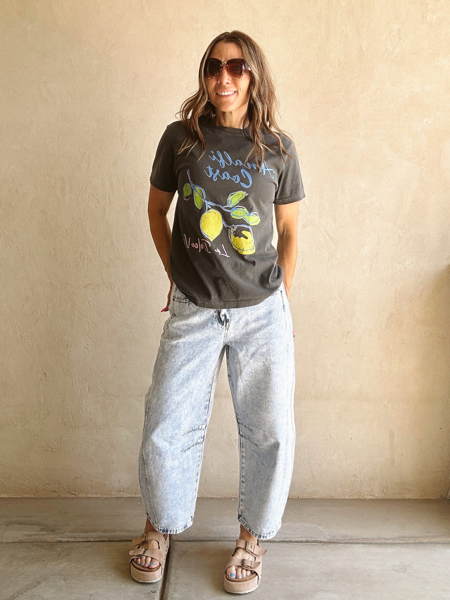 Amalfi Coast Tee in Pepper