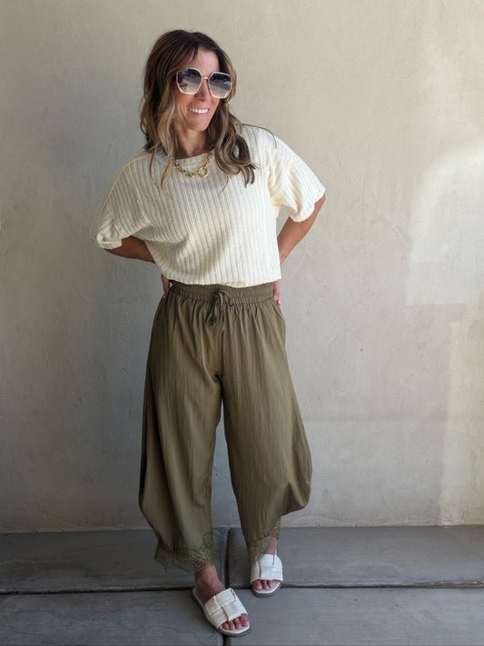 Bella Lace Detailed Pants in Olive