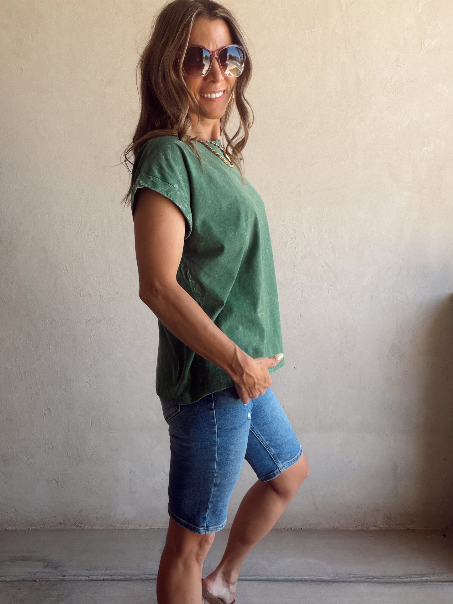 Amber Mineral Washed Top in Evergreen