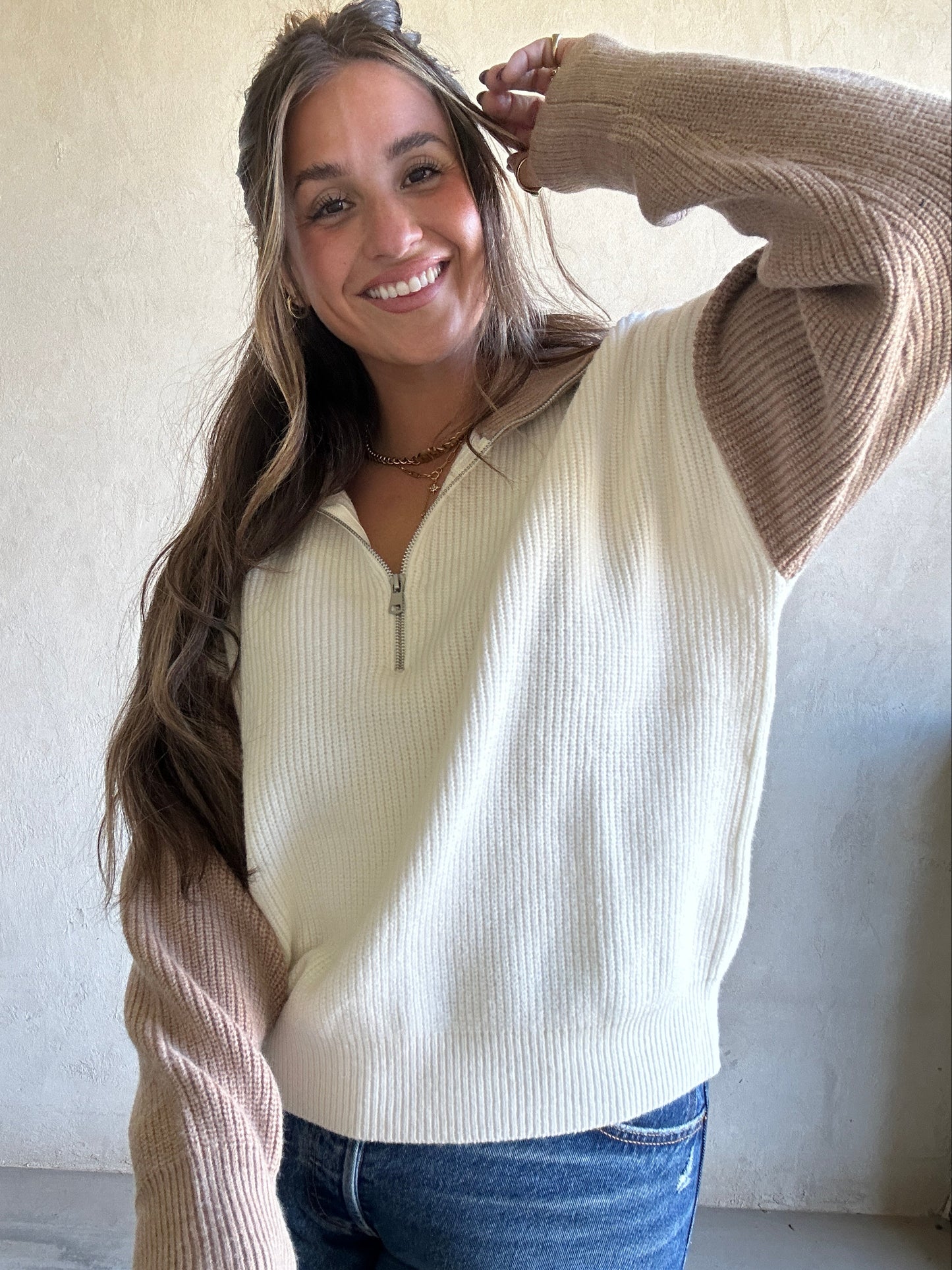 Kerianne Sweater in Beige & Cream