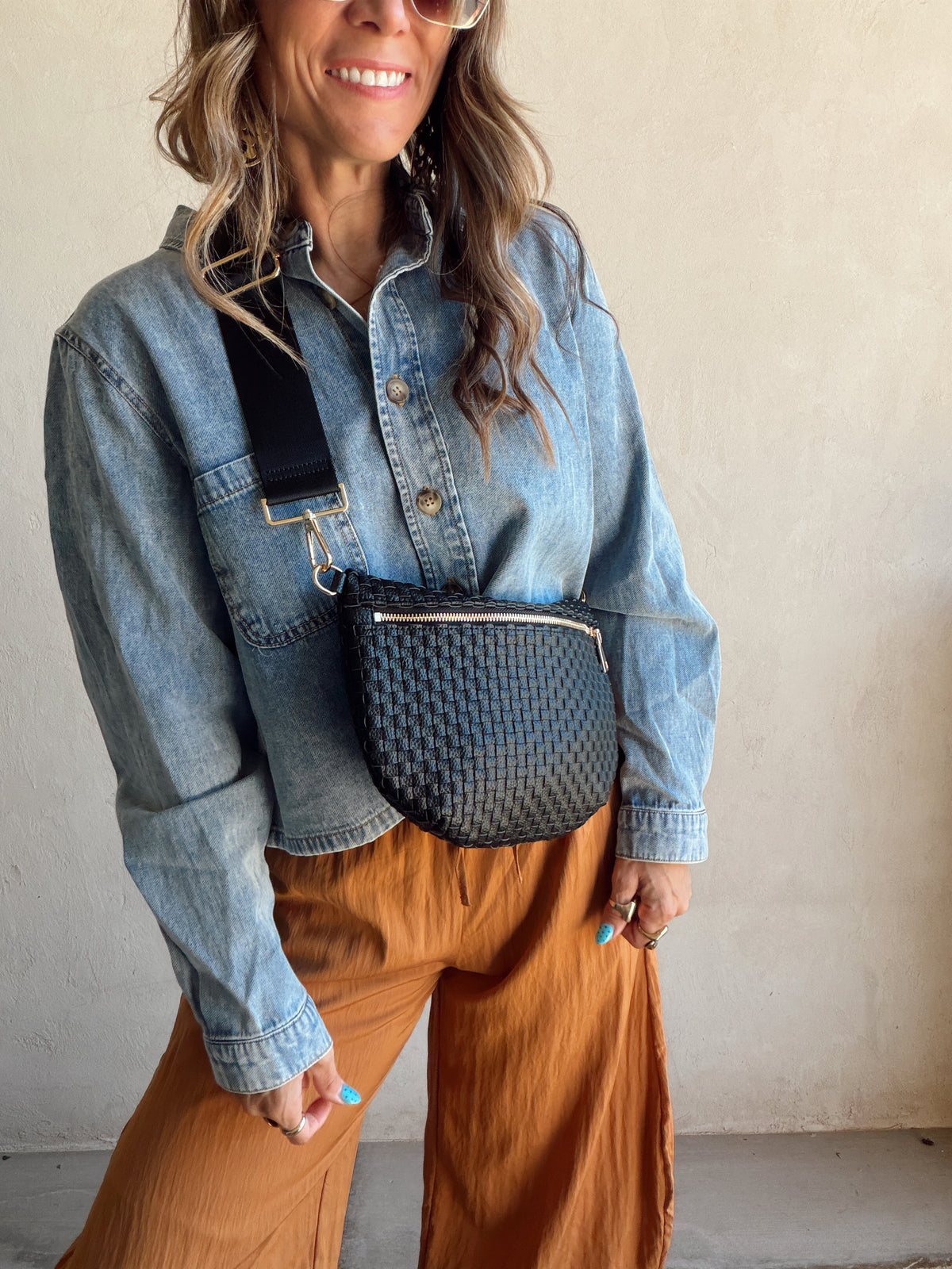 Betty Crossbody Bag in Black