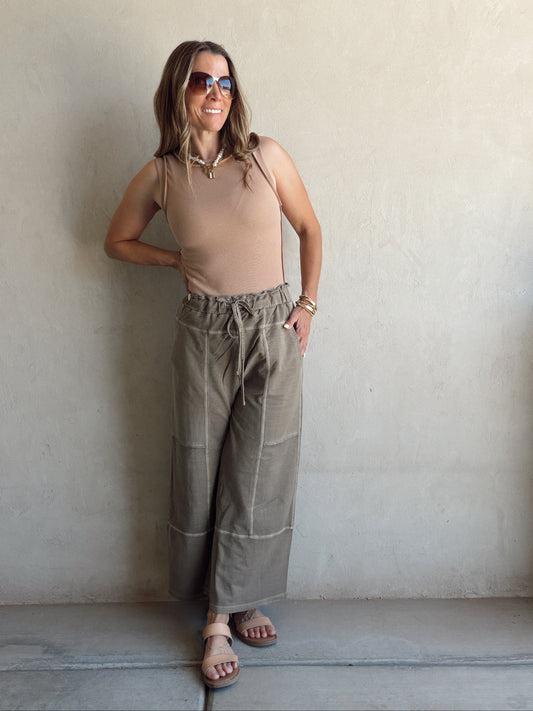 Sandy Pants in Brown