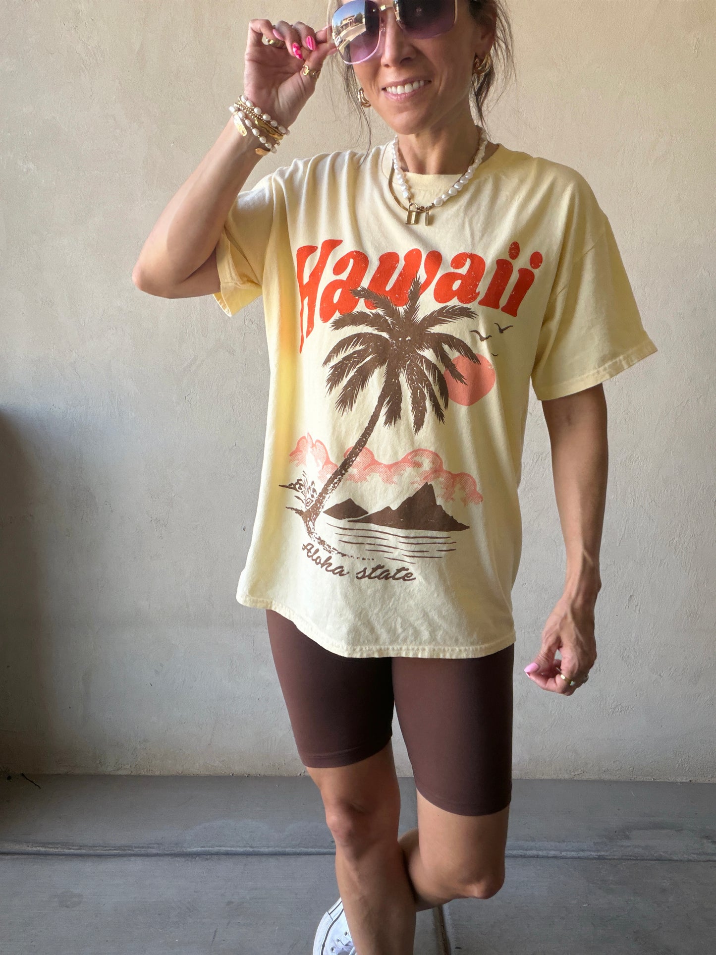 Hawaii Tee in Butter Yellow