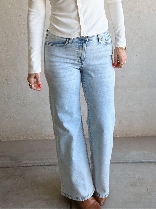 Harlem Stretch Straight Leg Acid Wash Jeans