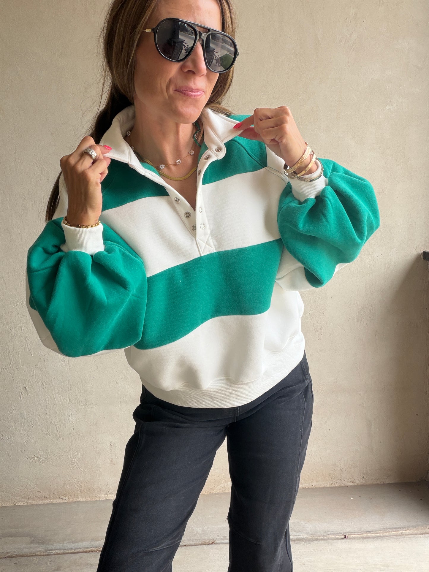 Kaylani Sweatshirt in White & Green