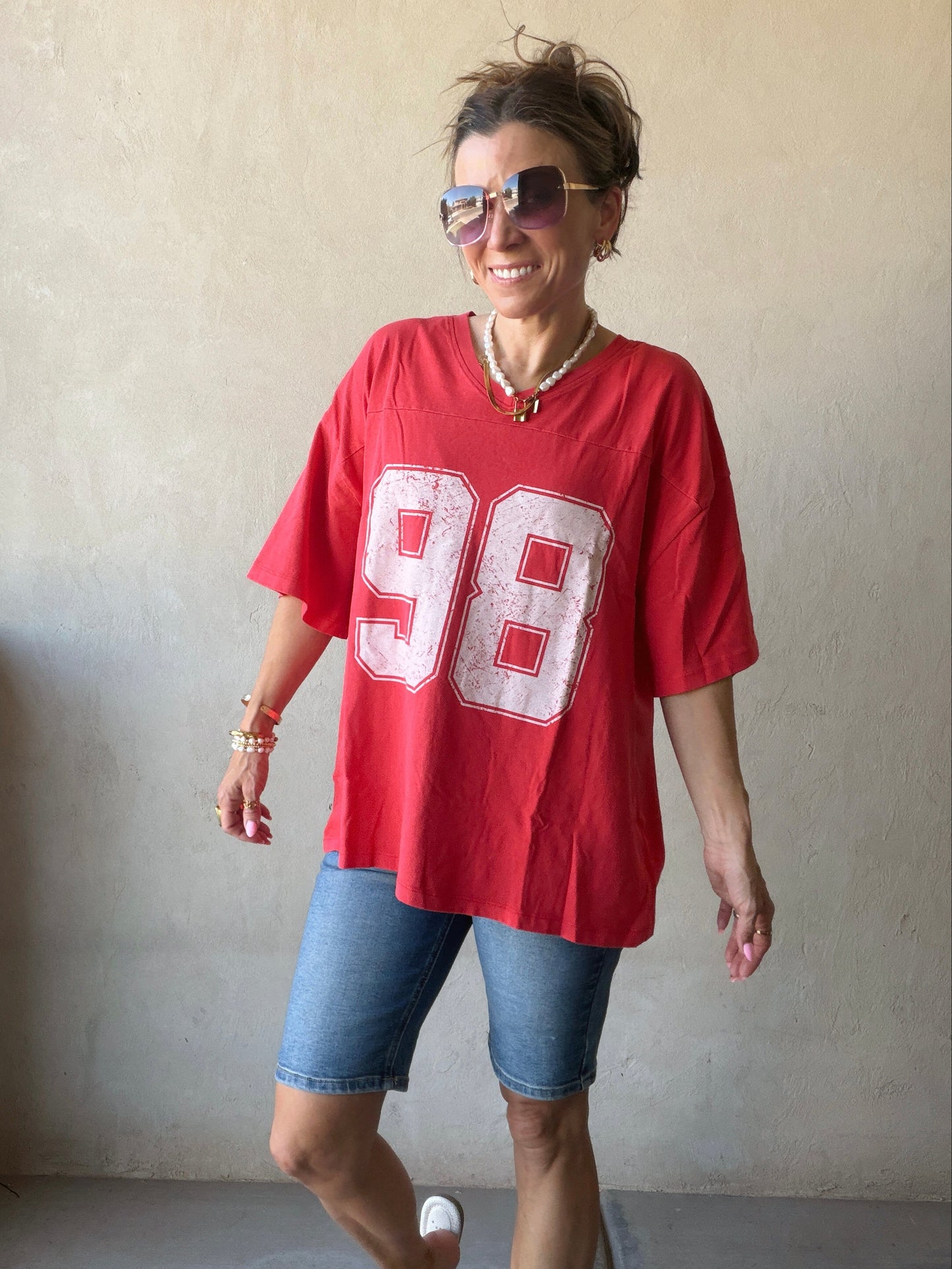 98 Oversized Varsity Tee in Mineral Wash Red