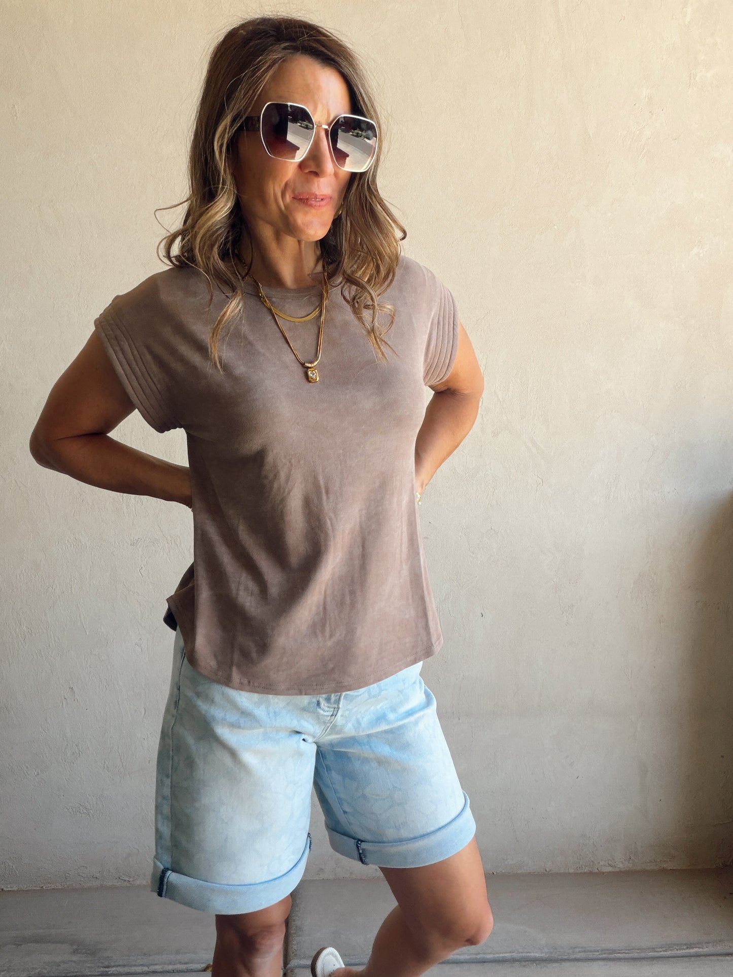 Liv Mineral Washed Top in Mocha